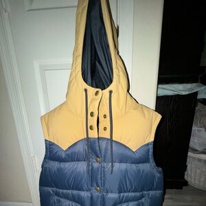 Patagonia women’s bivy hooded vest